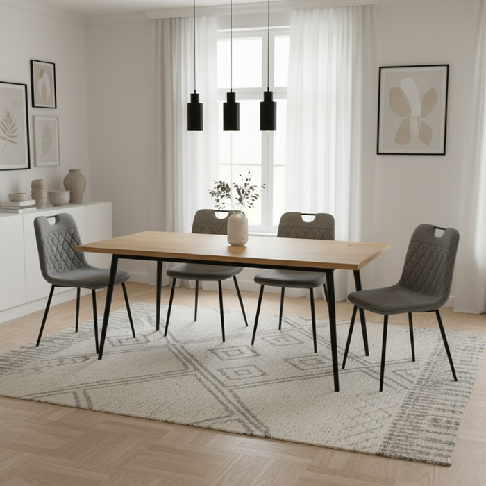 Marzio – Eetkamerstoel met ruitstiksel en zwart metalen poten