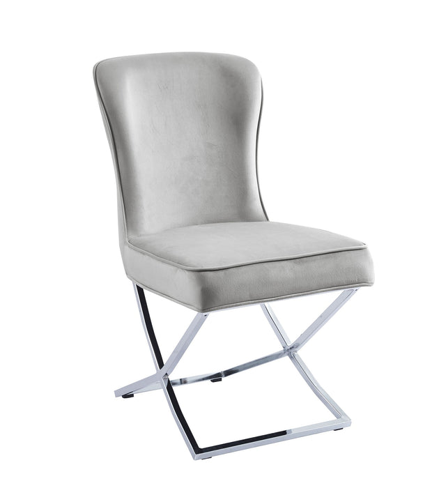 Monaco Velvet Eetkamerstoel – Luxe met Klassiek Karakter