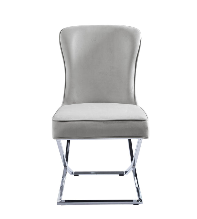 Monaco Velvet Eetkamerstoel – Luxe met Klassiek Karakter