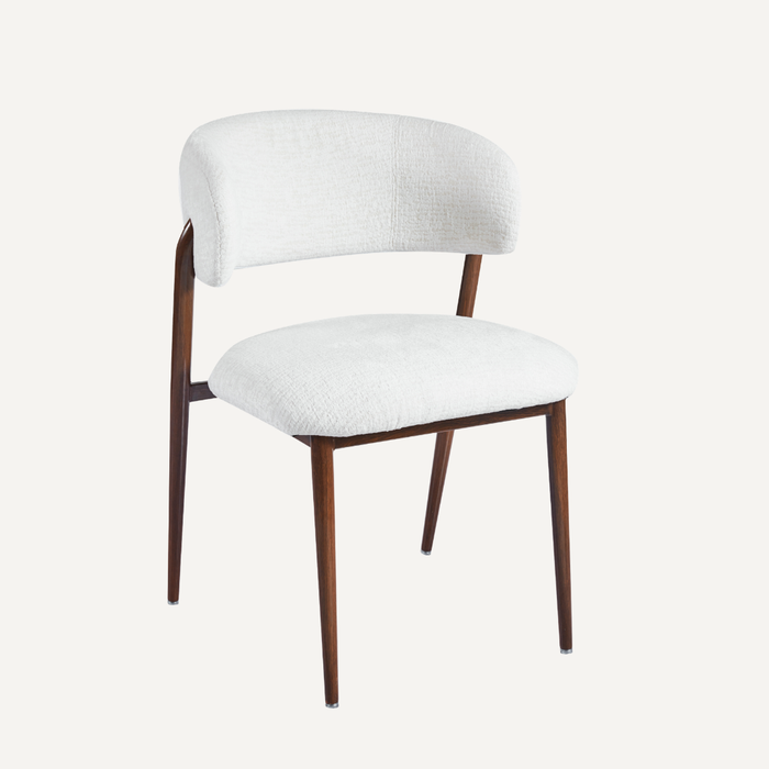 Liorra | Minimalistische eetkamerstoel met gebogen rugleuning en houten poten