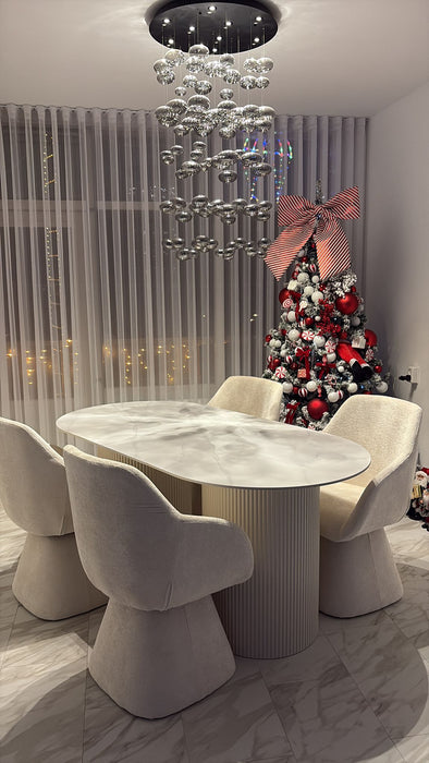 Belluna Stoel – Elegante Zacht Bouclé Designstoel