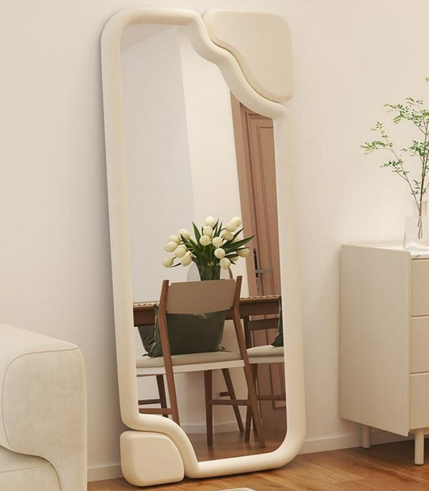 Organische Staande Spiegel met Bouclé Stof - 70x170 cm