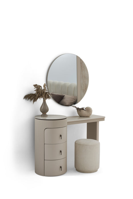 Merlin Bedroom Set